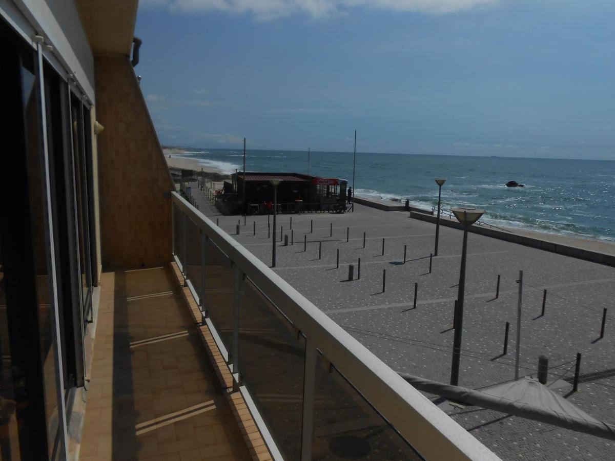 Casa Na Praia Do Мінделу Екстер'єр фото